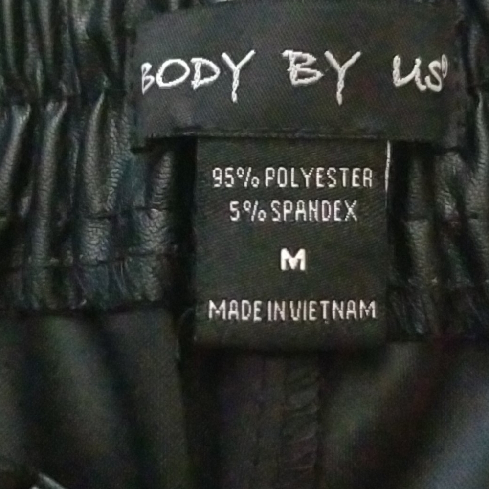 Faux leather black pants - Picture 5 of 7